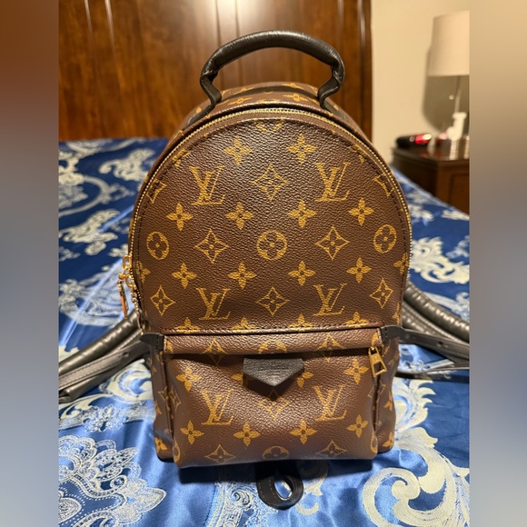 ❤️AUTH. Louis Vuitton Palm Springs Backpack Monogram Canvas PM❤️ - Picture 2 of 12